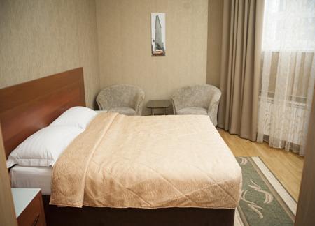 Hotel Bilyj Rojal à Zaporizhia Extérieur photo