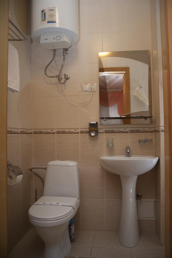 Hotel Bilyj Rojal à Zaporizhia Extérieur photo