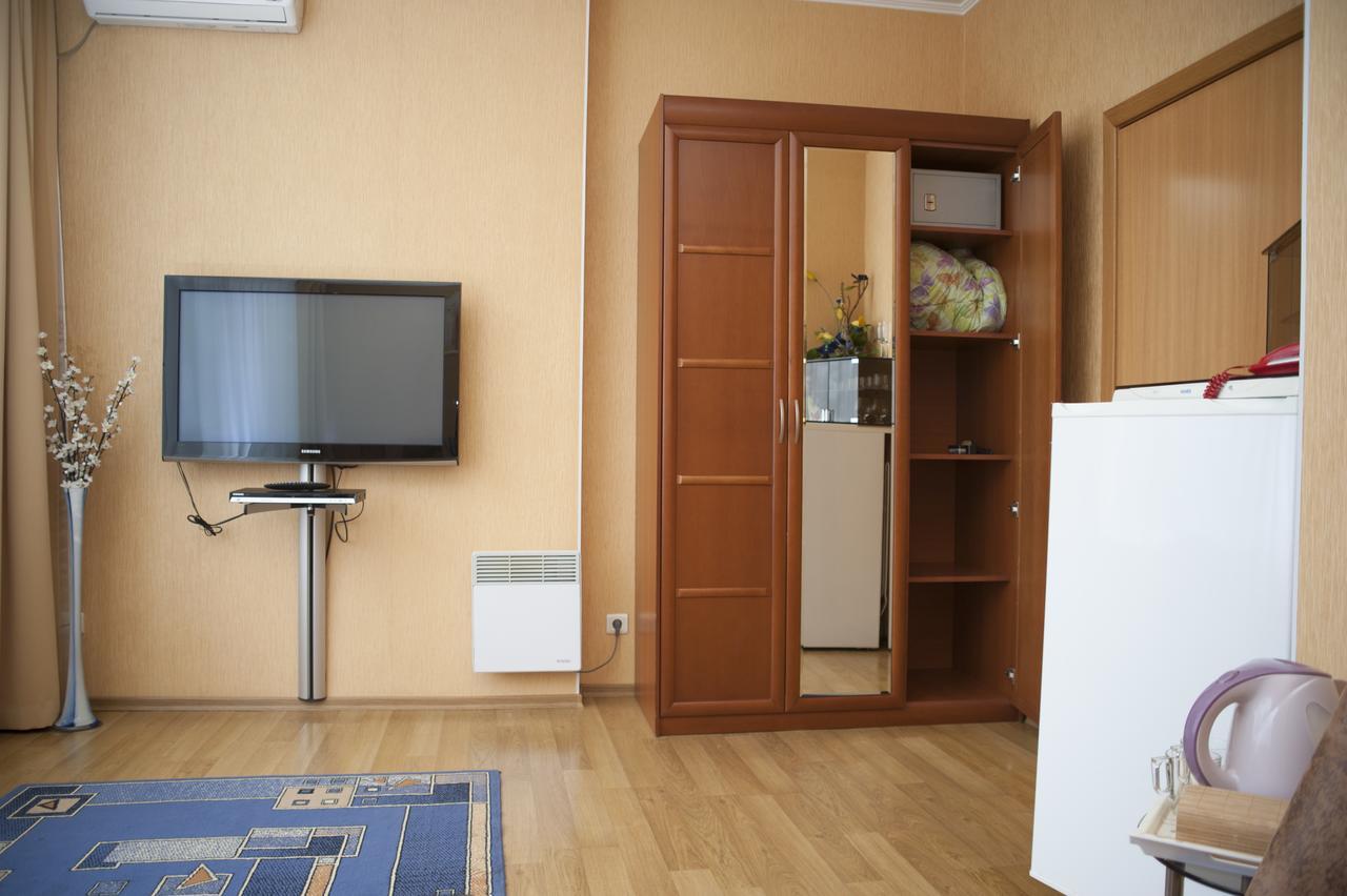 Hotel Bilyj Rojal à Zaporizhia Extérieur photo