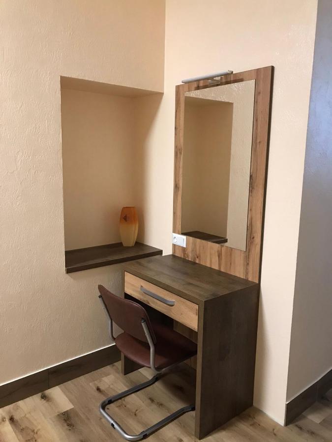 Hotel Bilyj Rojal à Zaporizhia Extérieur photo